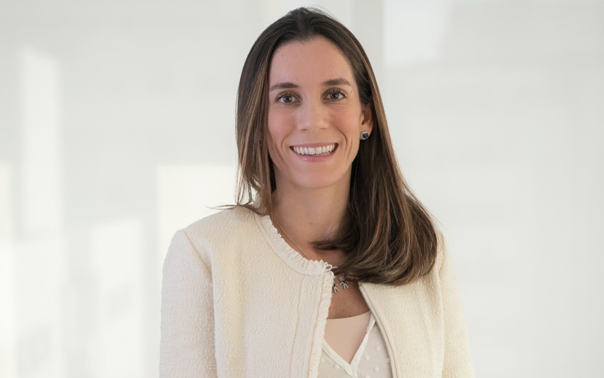 Stephanie Lopes Schiavinato, nova sócia do escritório Amaral Lewandowski Advogados