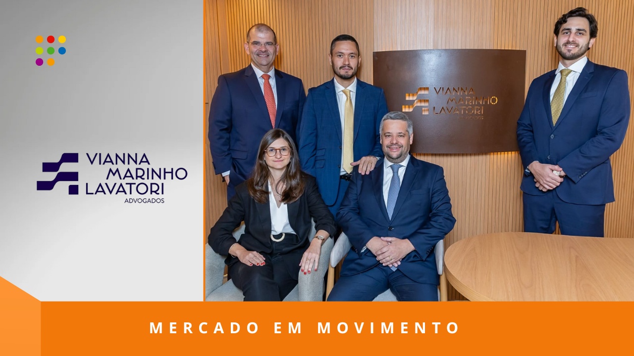 Da esq. para dir (em pé): Arthur Lavatori, Rogerio Marinho e Kevin Bennesby. Sentados: Lydia Vianna e Diogo Vianna, sócios do Vianna Marinho Lavatori Advogados (Imagem: Análise Editorial/Divulgação)